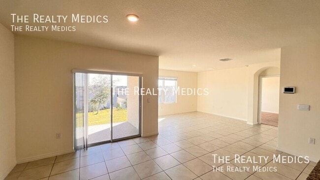 Building Photo - 1830 Hackberry St