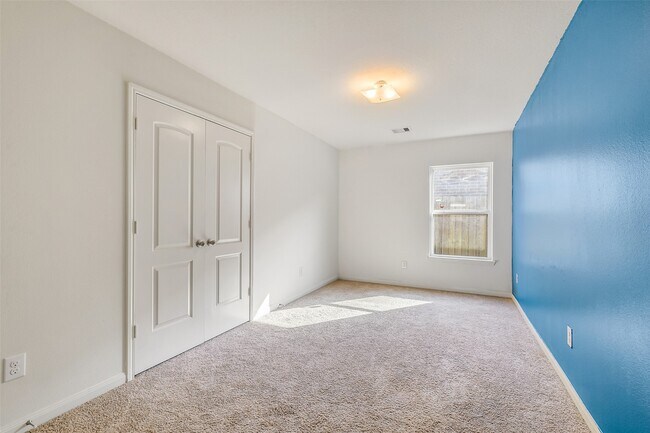 Building Photo - 22719 Tabberts Wy