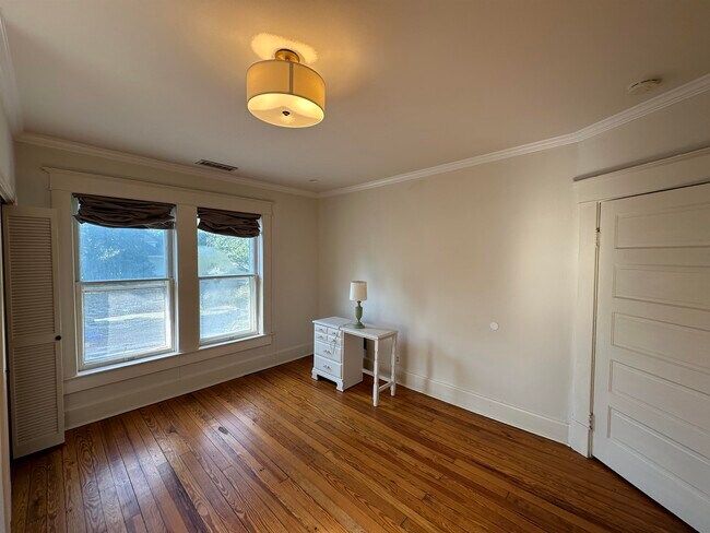 Building Photo - 1318 Harbert Ave