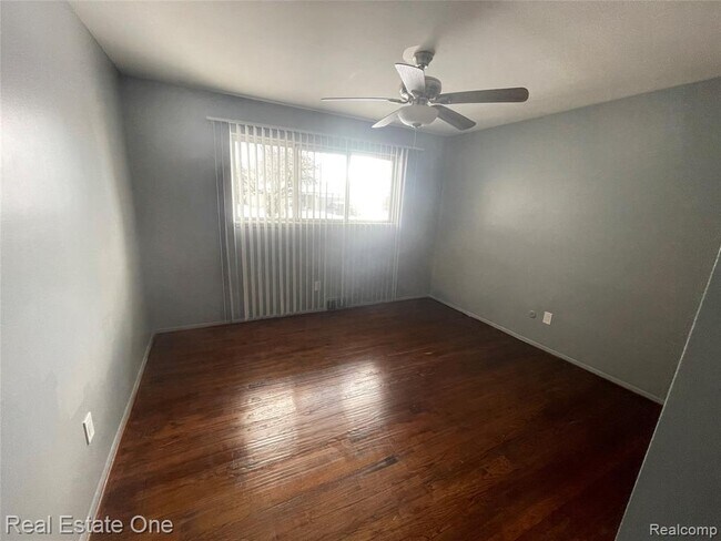 Building Photo - 34639 Richard O Dr