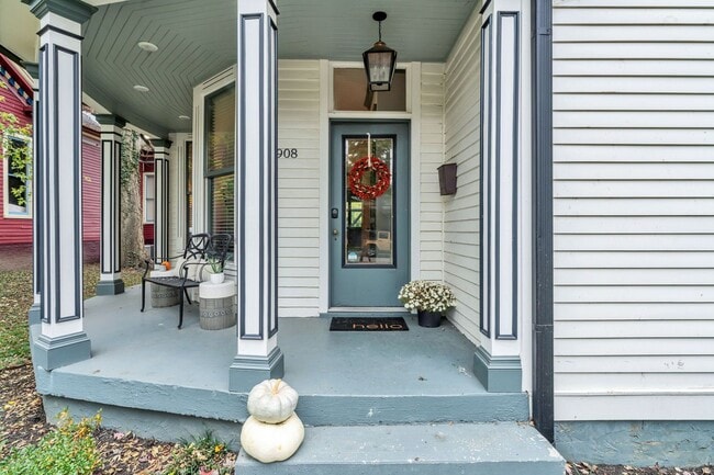 Building Photo - AVAILABLE SEPTEMBER 1ST. Beautifully Restored and FULLY Furnished professionally decorated East N...