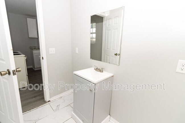 Building Photo - 4807 14th Ave