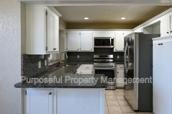 Building Photo - 1121 SW 99th Terrace