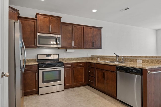 Building Photo - 3-Bedroom Home with Spacious Layout & Private Backyard in Wendell