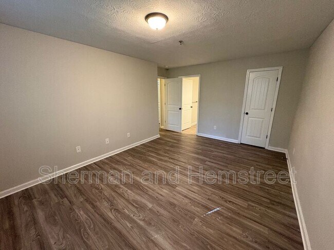 Building Photo - 3400 London Ct SW
