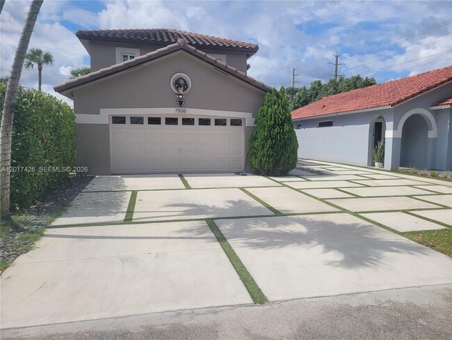 Building Photo - 7506 NW 169th Terrace