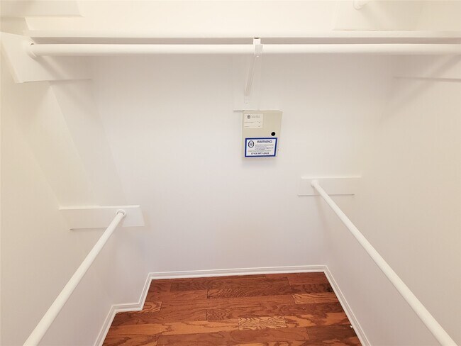 Building Photo - 3014 Millers Oak Ln