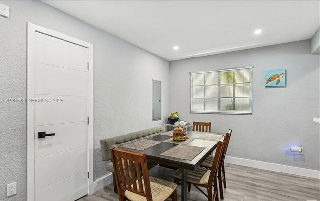 Building Photo - 380 NW 20th St