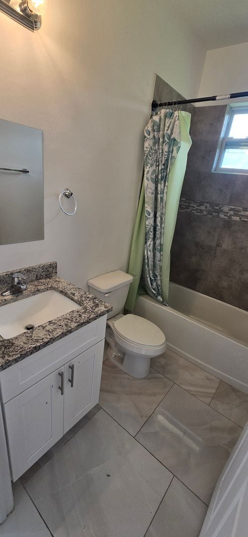 Building Photo - GREAT SW LEHIGH LOCATION-THREE BEDROOM -2 ...