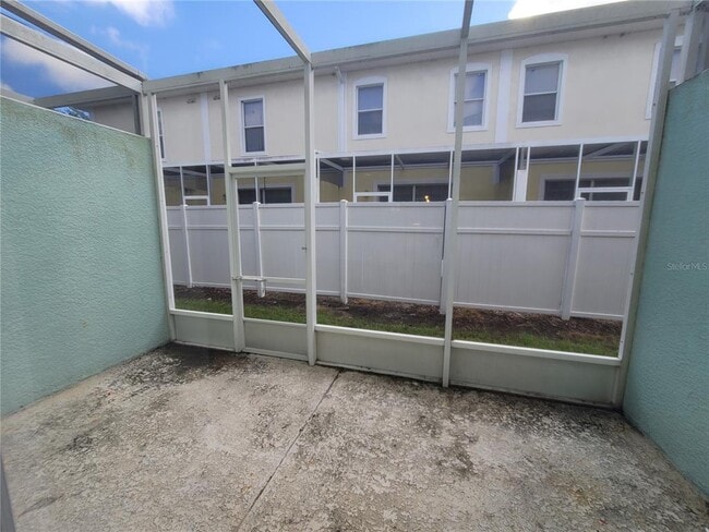 Building Photo - 605 Elmhurst Ct