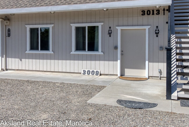 Building Photo - 3009 W Lathrop Rd