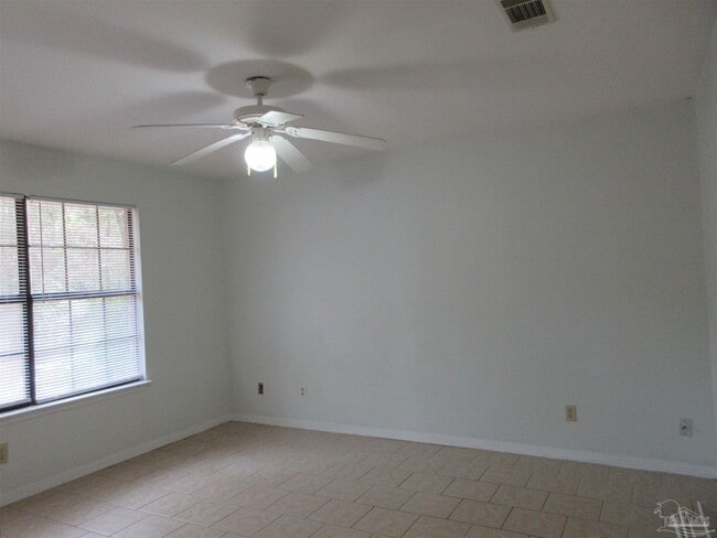 Building Photo - 5060 Saints Ln
