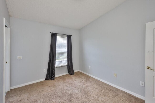 Building Photo - 12950 Kings Crossing Dr
