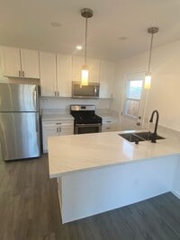 Building Photo - 836 Olive Ave