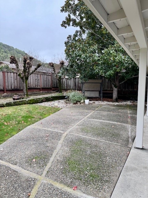 Building Photo - 310 Deerfield Dr