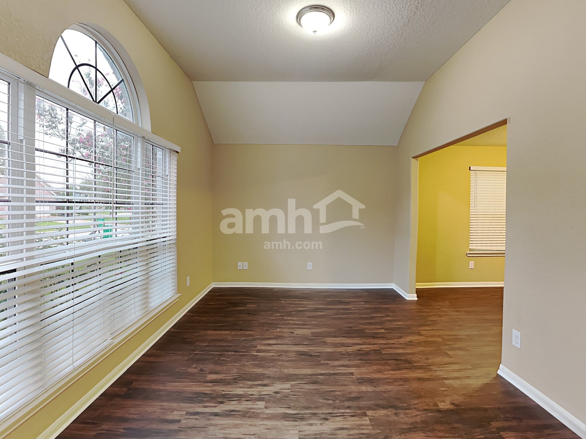 Building Photo - 22722 Canyonback Ct