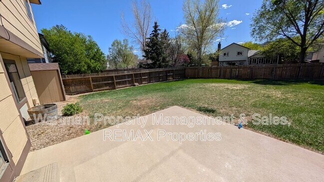 Building Photo - 5480 Mule Deer Dr