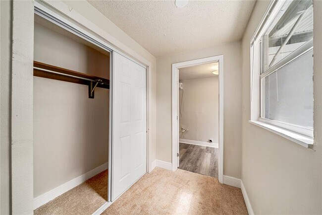 Building Photo - 2113 Harrison Ave