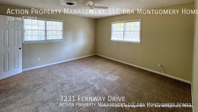 Building Photo - 3231 Fernway Dr