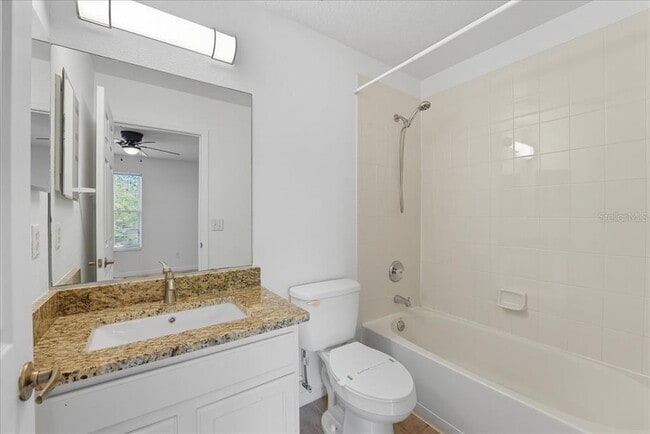Building Photo - 221 Sterling Springs Ln