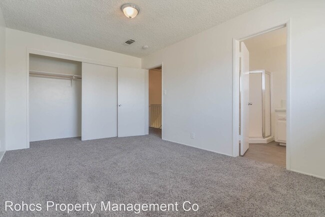 Building Photo - 3600-3610 Dana St