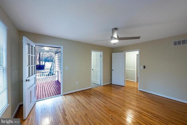 Building Photo - 5035 Timberwood Trail