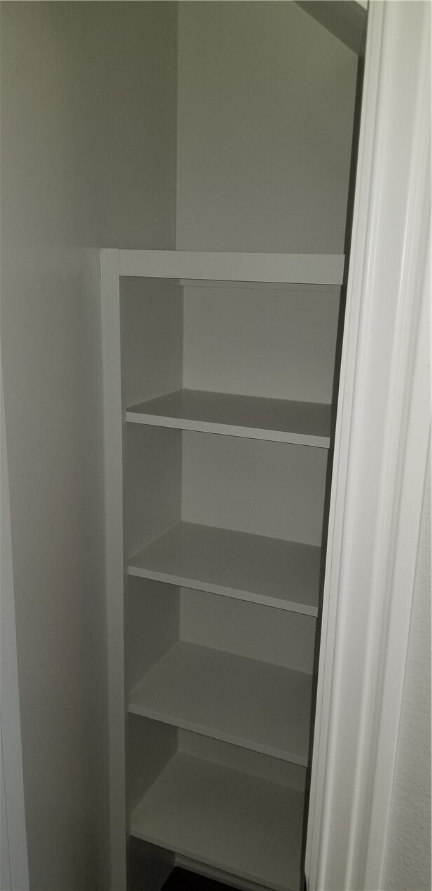 Building Photo - 662 Taylor St