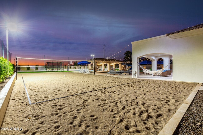 Building Photo - 2506 S 186th Dr