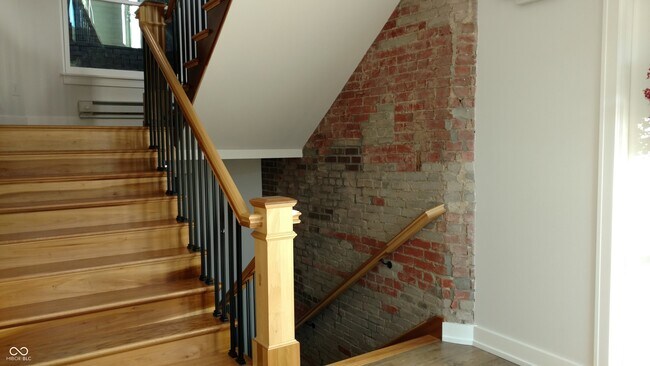 Building Photo - 829 N Pennsylvania St