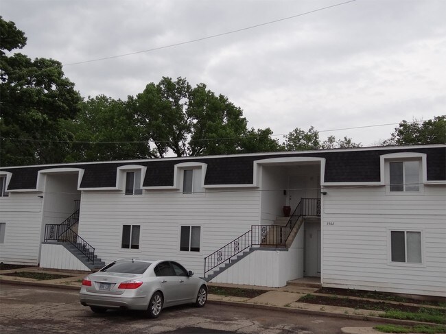 Primary Photo - 3304 SW 29th St