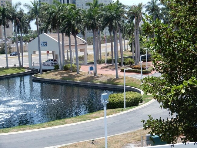 Building Photo - 5151 Isla Key Blvd S