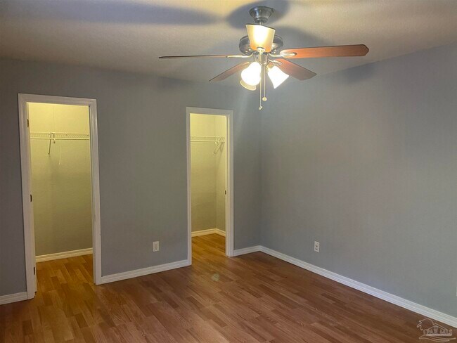 Building Photo - 5067 Serry Ln