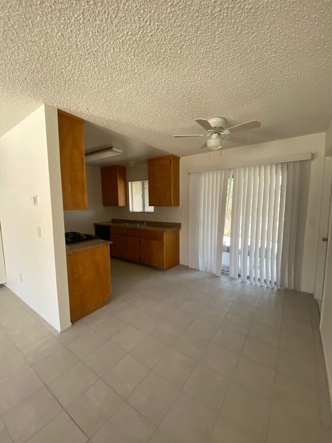 Building Photo - 7455 Fox Trl