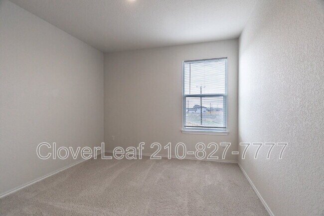 Building Photo - 6102 Walnut Wy