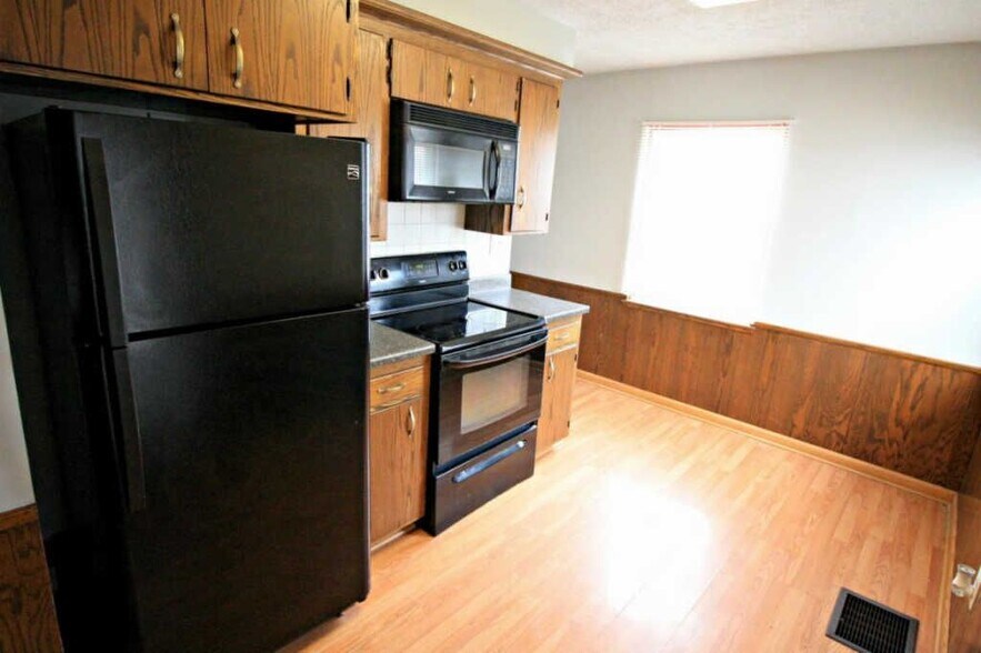 Kitchen with space for table - 3449 Beulah Rd