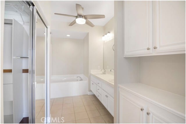 Building Photo - 29 Costa Brava