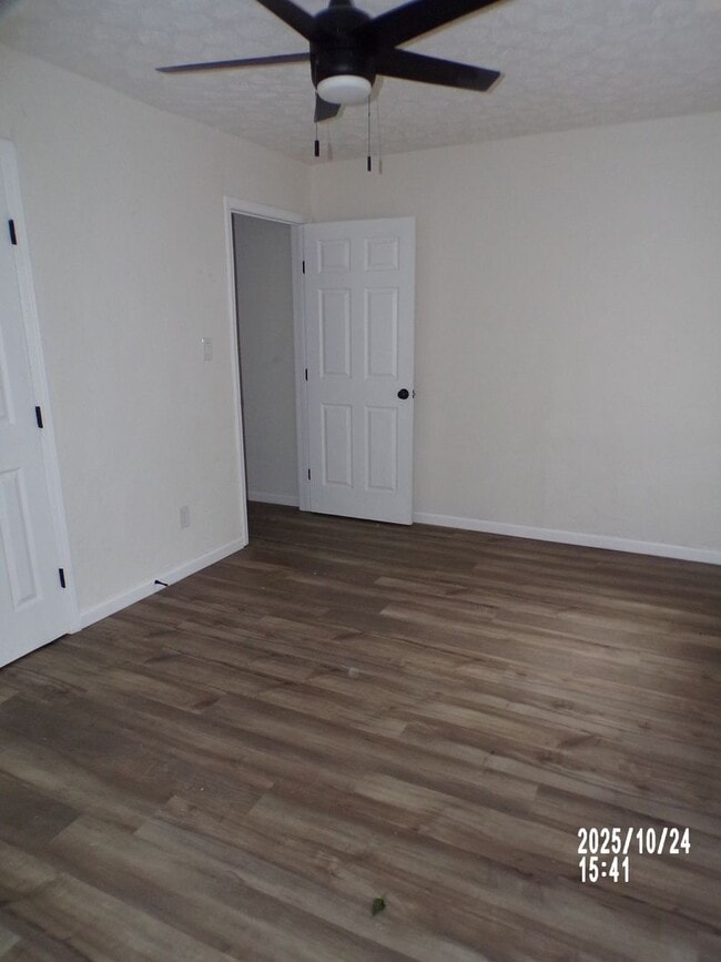 Building Photo - Fantastic redo