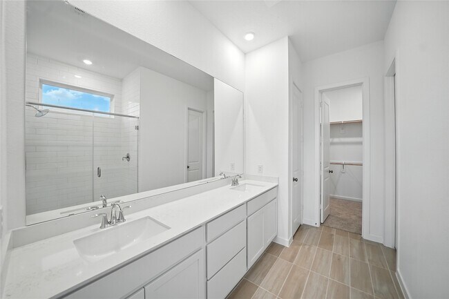 Building Photo - 31218 Anna Mdws Dr