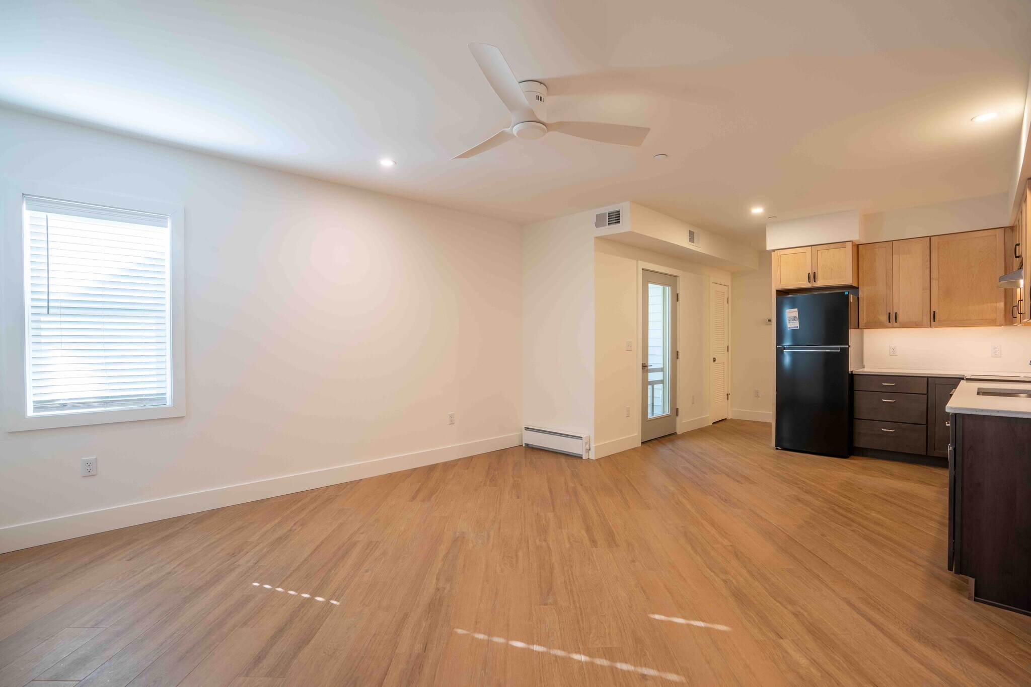 open concept living dining area - 517 18th St