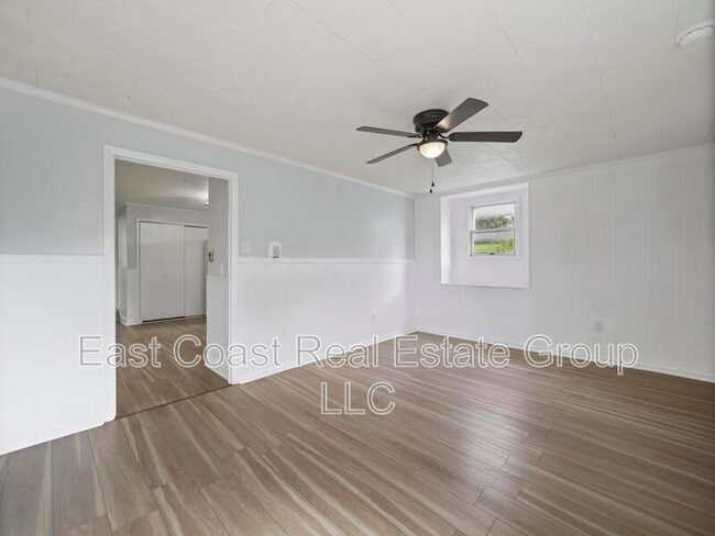 Building Photo - 528 Hack Wilson Way