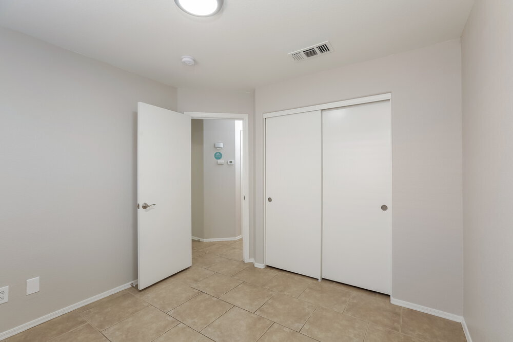 Building Photo - 7907 N 53rd Dr