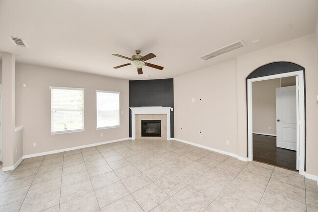 Building Photo - 7214 Baitland Dr