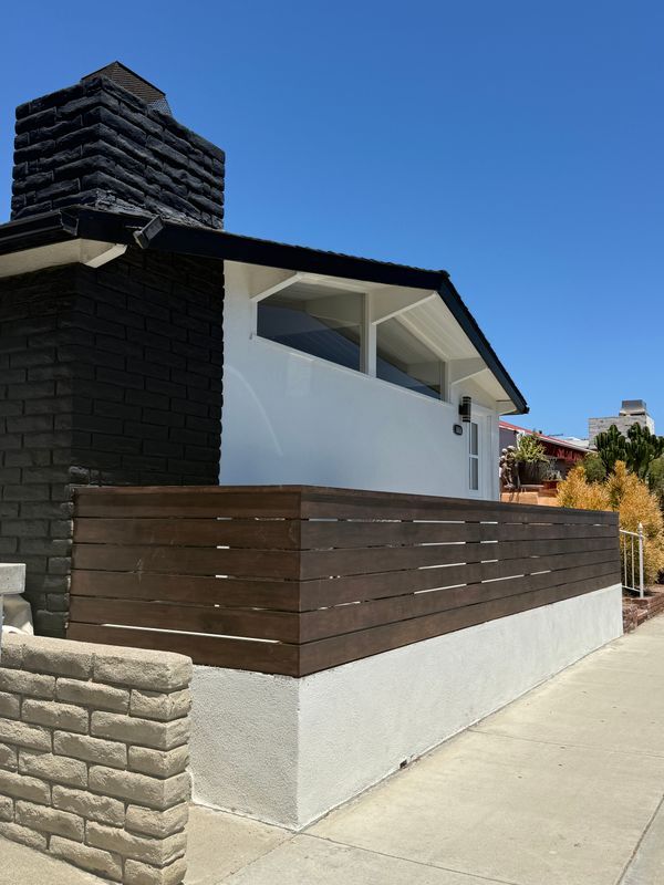 Building Photo - 1140 W Balboa Blvd