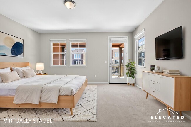 Building Photo - 611 Jade St