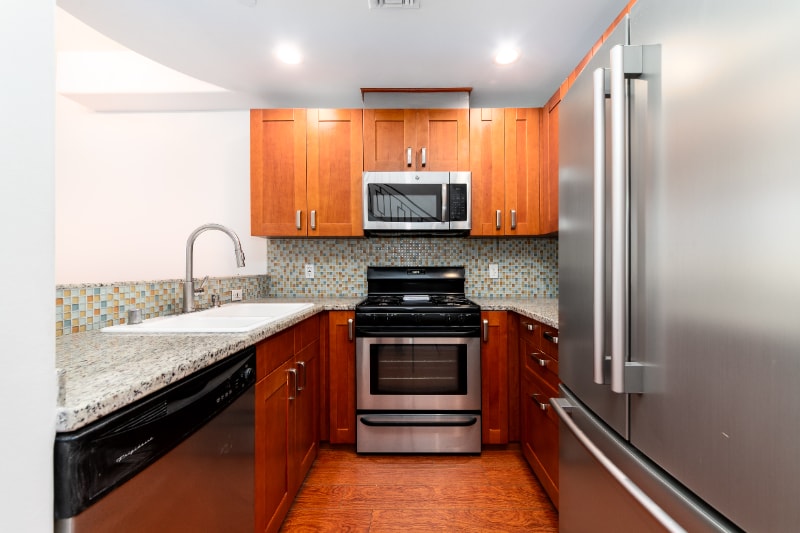 Building Photo - 5303 Satsuma Ave