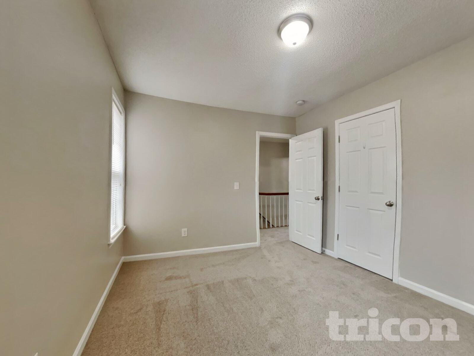 Building Photo - 4 Stratus Ln