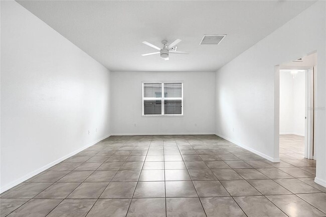 Building Photo - 3512 Southern Cross Lp