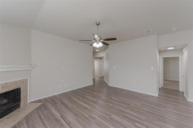 Building Photo - 1232 Round Pen Run