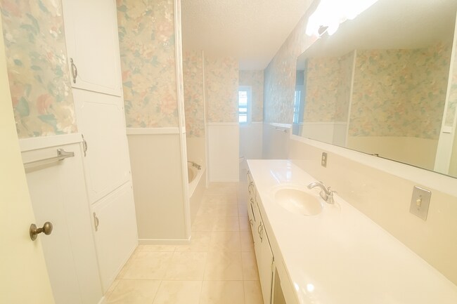 Building Photo - 953 Co Rd 2774