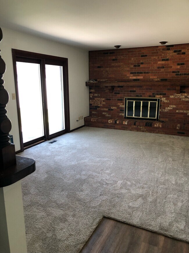 Building Photo - 4023 Caprice Rd